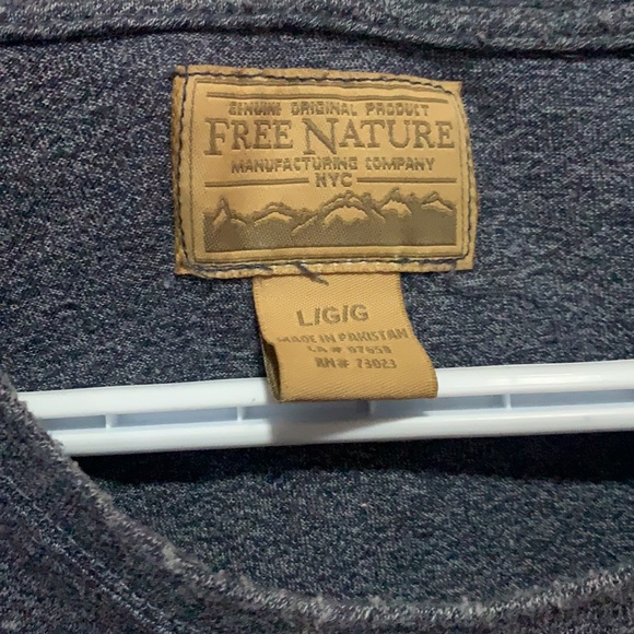 Free Nature t shirt with pocket - Picture 3 of 3